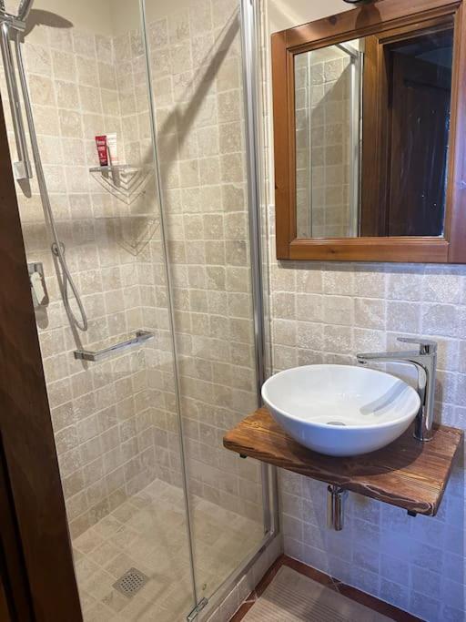 Cozy Home In Countryside Asciano Siena -Renovated! Екстер'єр фото