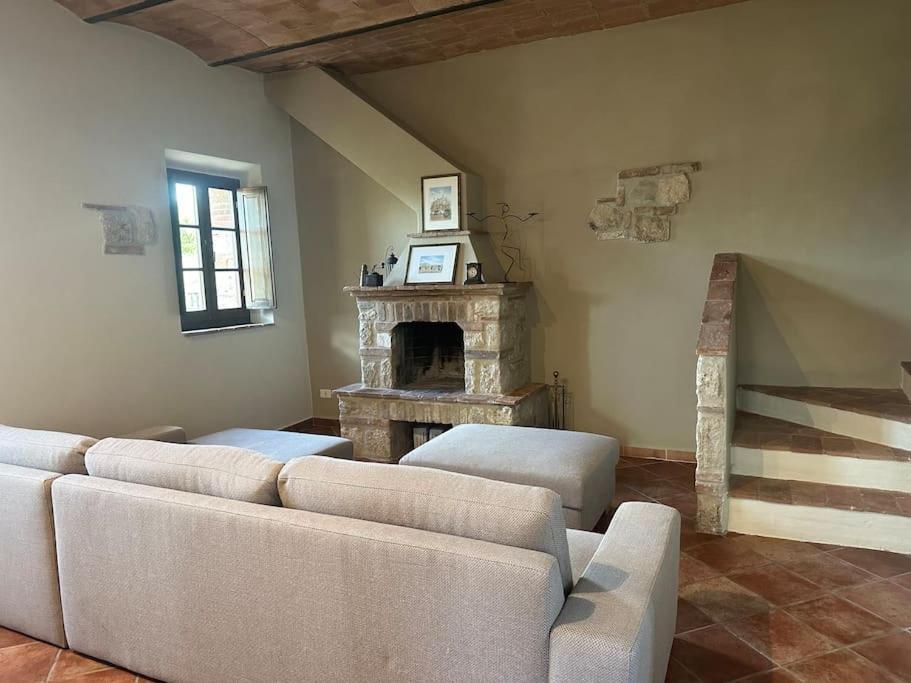 Cozy Home In Countryside Asciano Siena -Renovated! Екстер'єр фото